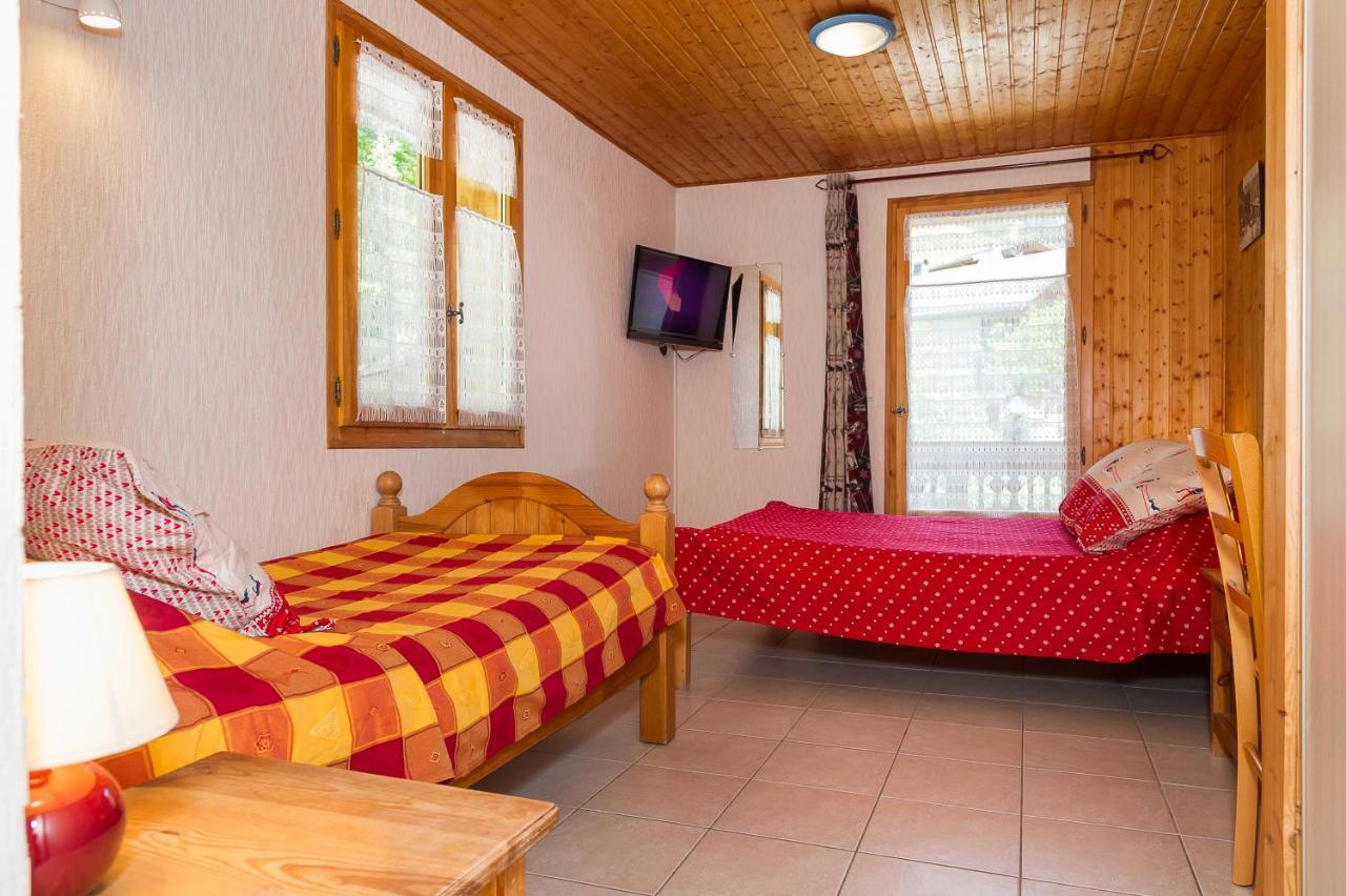 CHAMBRE d'HÔTE LA PETITE BERGERIE Abondance Exterior foto