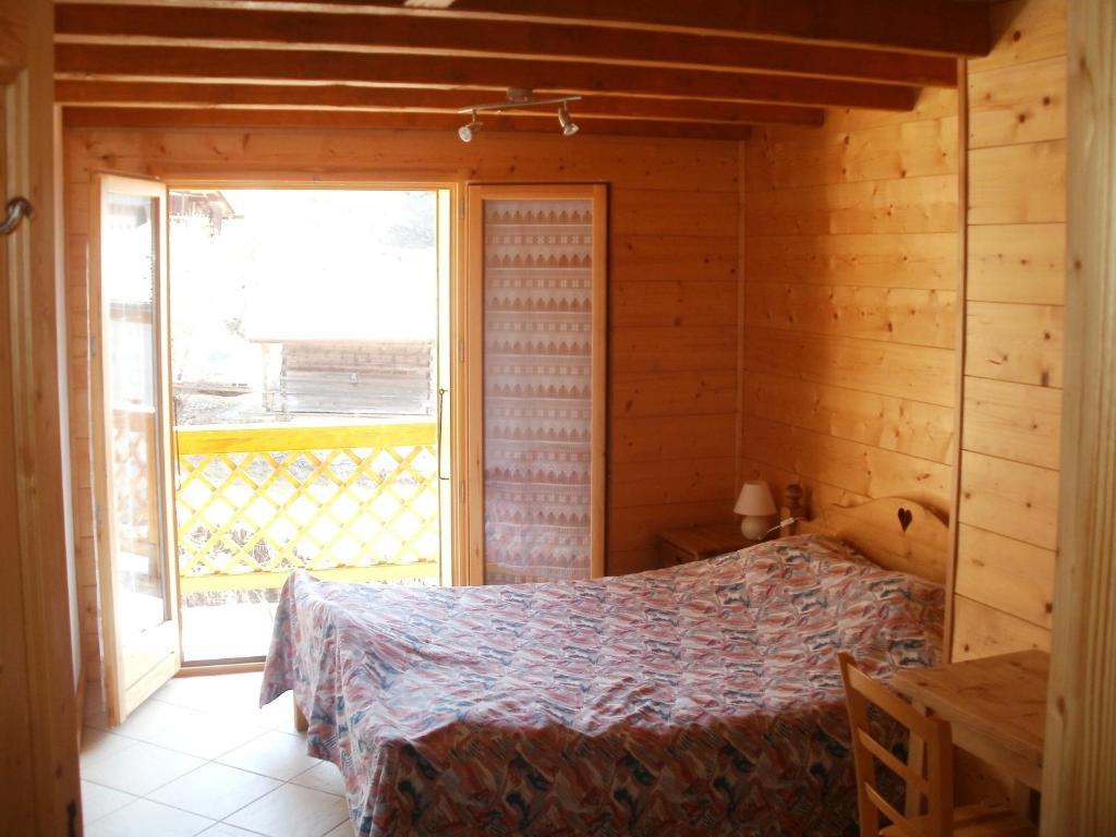CHAMBRE d'HÔTE LA PETITE BERGERIE Abondance Exterior foto
